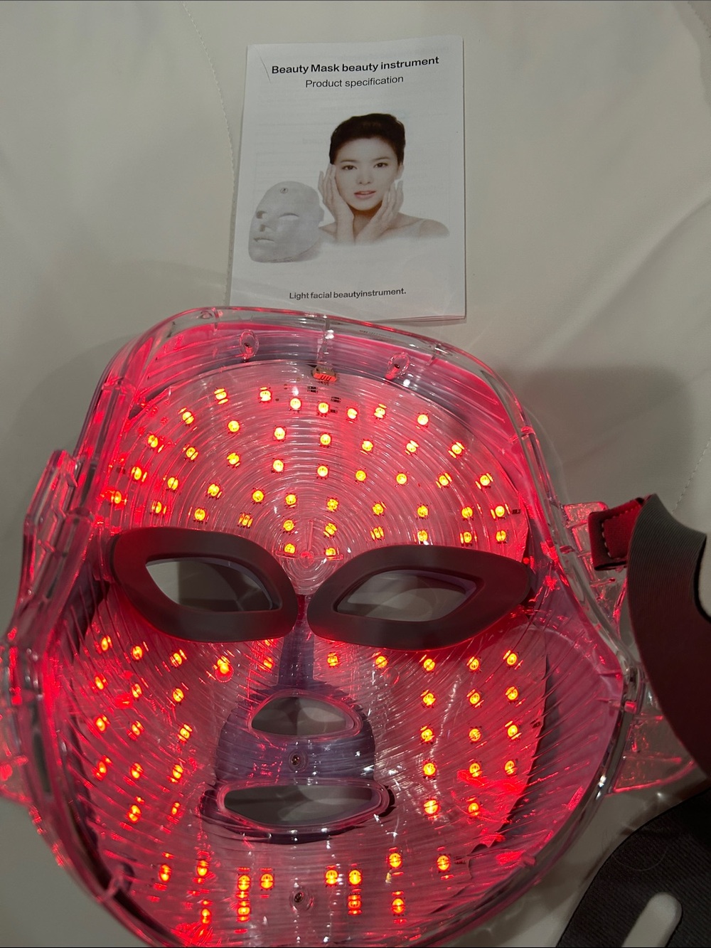 LED Facial Mask with Red Light Therapy - Picture 2 of 5